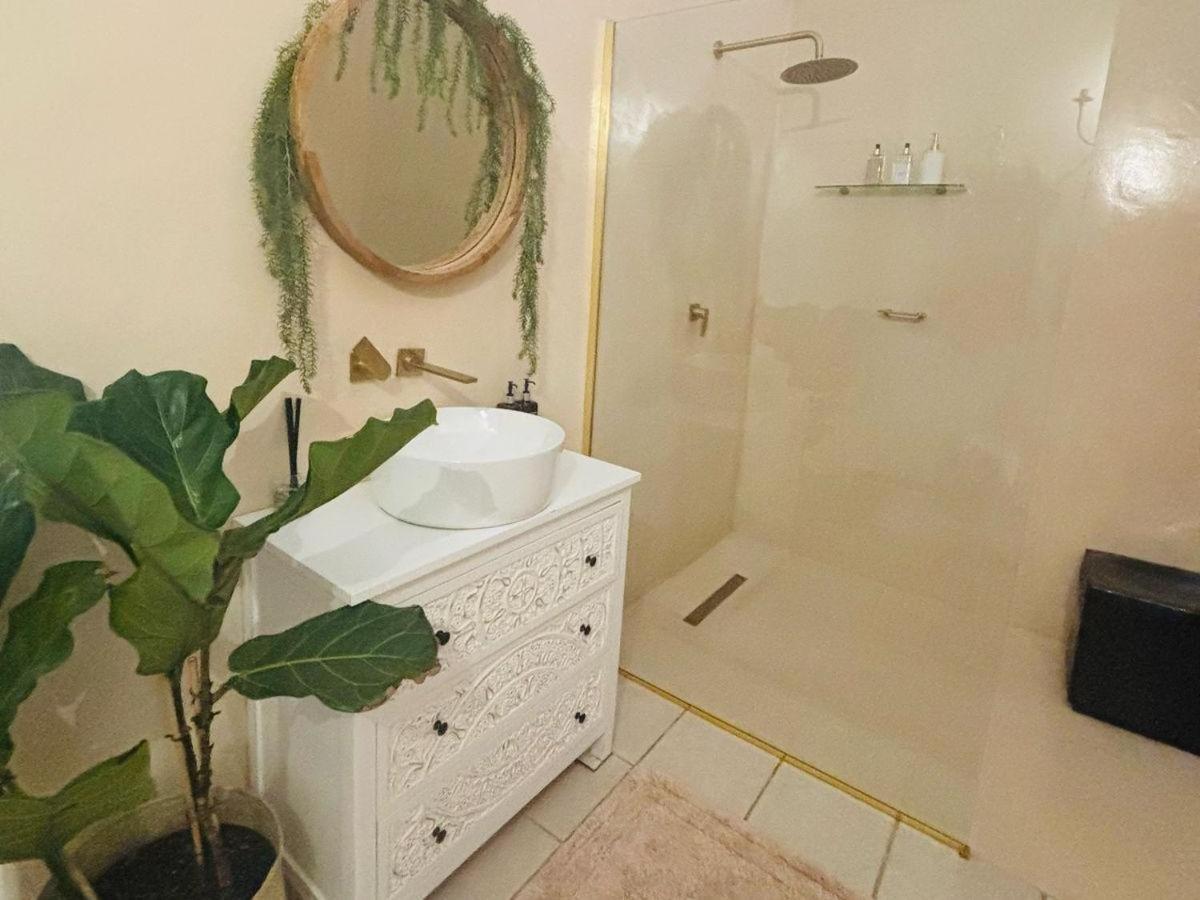 Bliss In The Bay Guesthouse Plettenberg Bay Bilik gambar